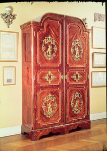 Regency tarzı gardırop, 1725-30 (ahşap)
